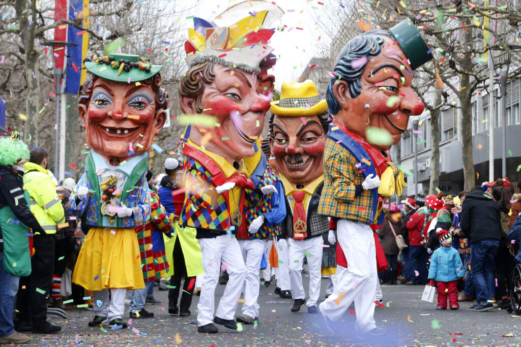 Zahnarzt Erlangen Faschingsurlaub